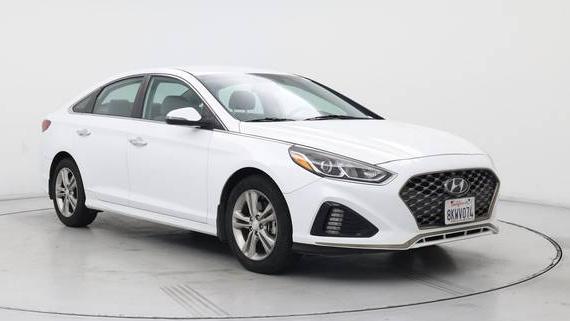 HYUNDAI SONATA 2019 5NPE34AF1KH796982 image