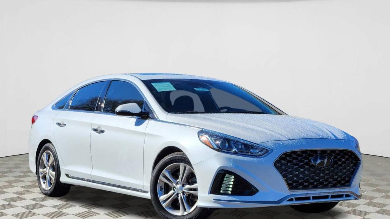 HYUNDAI SONATA 2019 5NPE34AF7KH814837 image