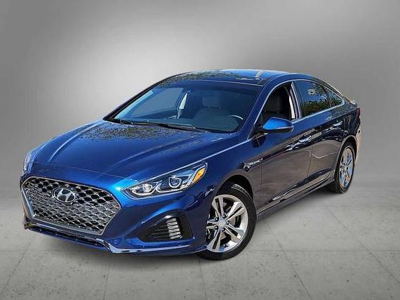 HYUNDAI SONATA 2019 5NPE34AF6KH812819 image