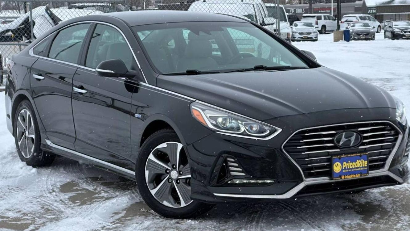 HYUNDAI SONATA 2019 KMHE54L21KA093499 image