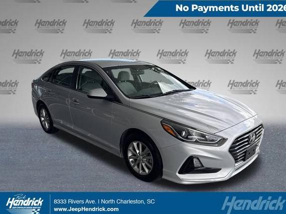 HYUNDAI SONATA 2019 5NPE24AA1KH775072 image
