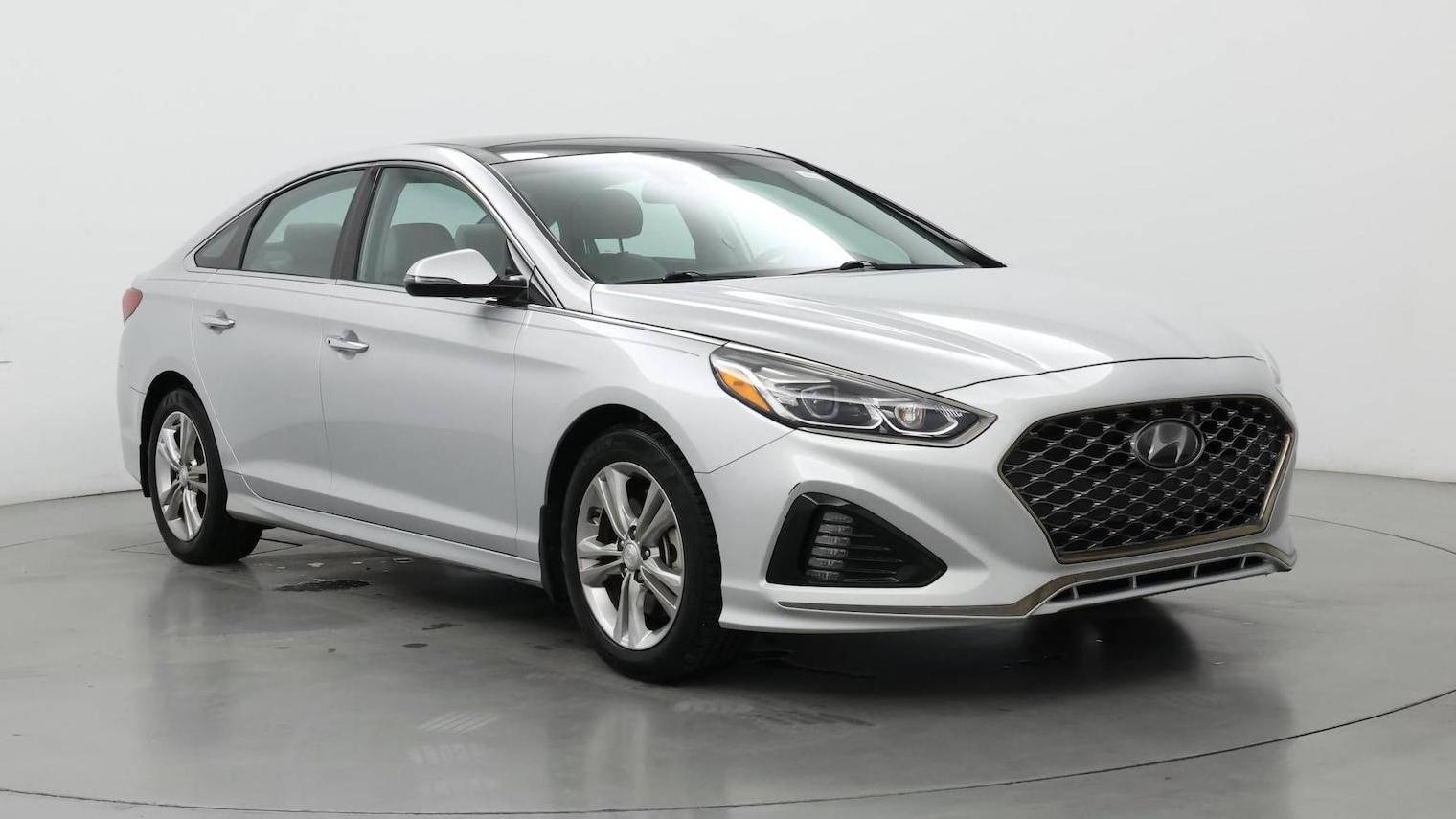 HYUNDAI SONATA 2019 5NPE34AF8KH813907 image