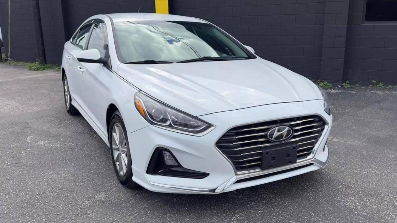 HYUNDAI SONATA 2019 5NPE24AF6KH755508 image