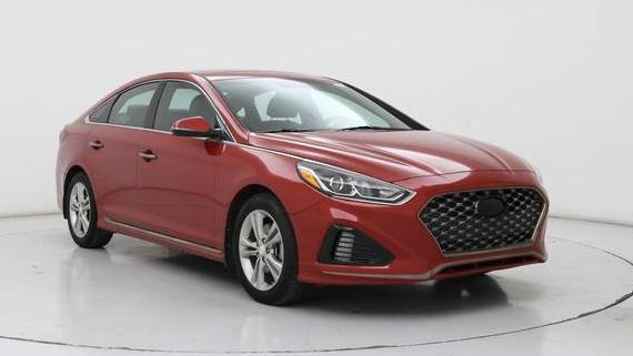 HYUNDAI SONATA 2019 5NPE34AF4KH739580 image