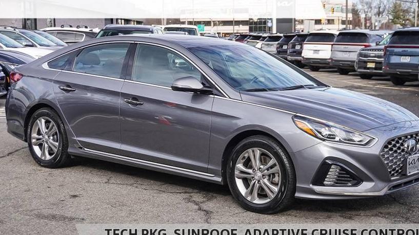 HYUNDAI SONATA 2019 5NPE34AF5KH813122 image