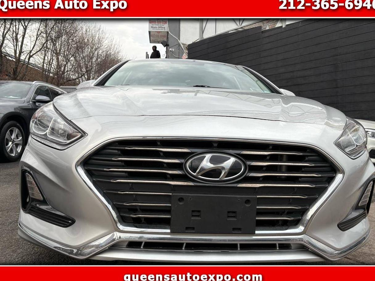 HYUNDAI SONATA 2019 5NPE24AF2KH804977 image