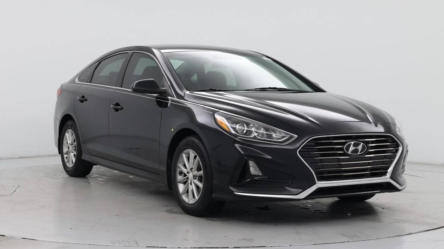 HYUNDAI SONATA 2019 5NPE24AF7KH736028 image