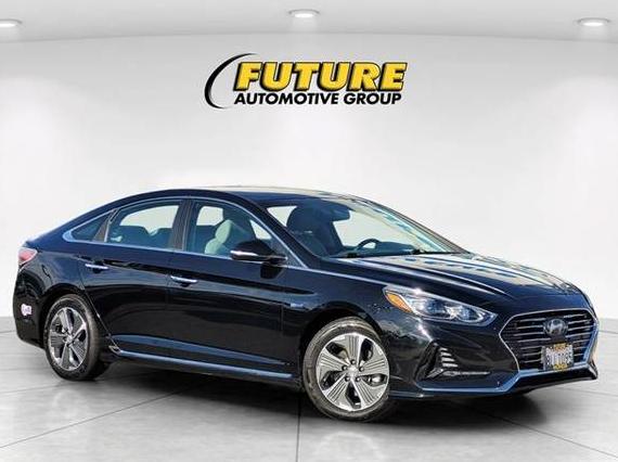 HYUNDAI SONATA 2019 KMHE54L20KA090089 image HYUNDAI SONATA 2019 KMHE54L20KA090089 image