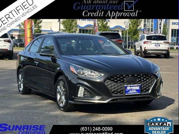 HYUNDAI SONATA 2019 5NPE34AF3KH738114 image