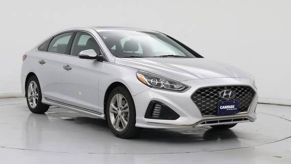 HYUNDAI SONATA 2019 5NPE34AF1KH813411 image