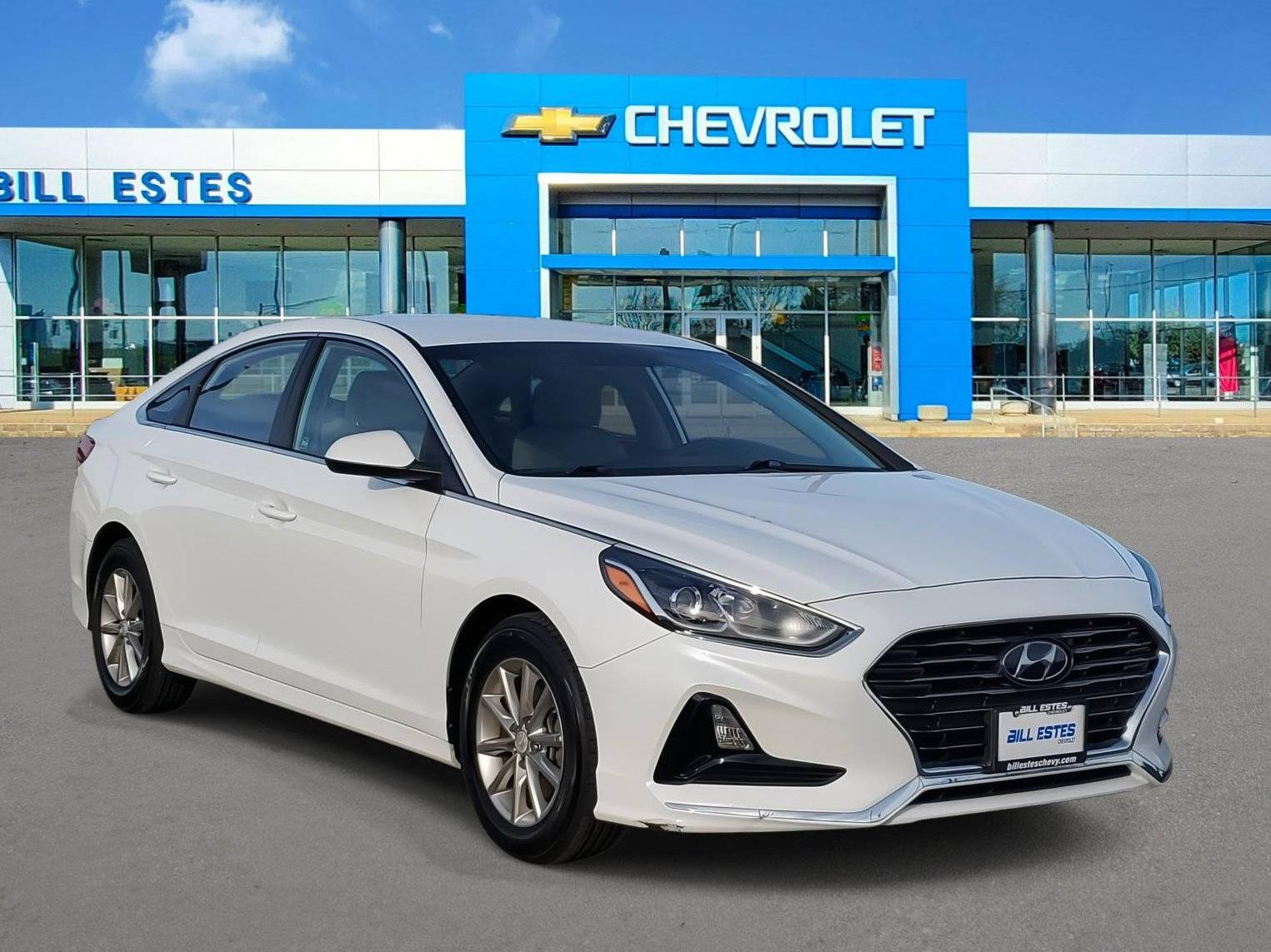 HYUNDAI SONATA 2019 5NPE24AFXKH767693 image