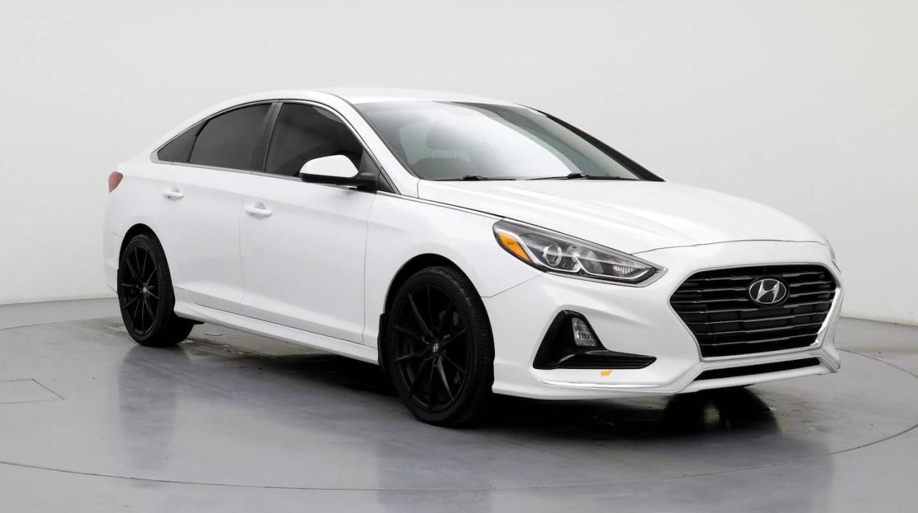 HYUNDAI SONATA 2019 5NPE24AF2KH811329 image