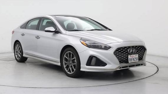 HYUNDAI SONATA 2019 5NPE34AB4KH751368 image