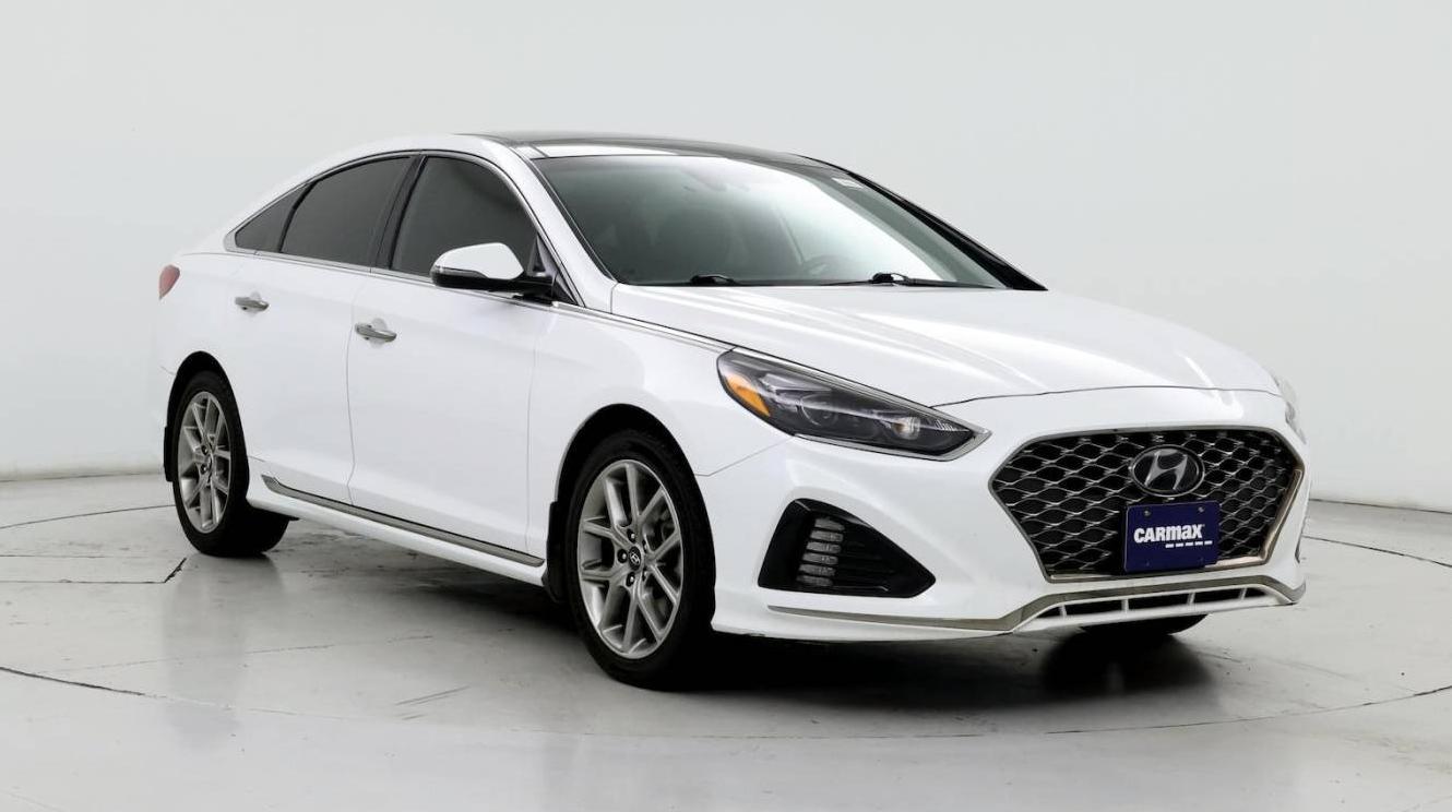 HYUNDAI SONATA 2019 5NPE34AB6KH820769 image