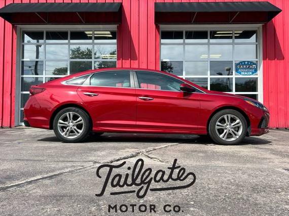 HYUNDAI SONATA 2019 5NPE34AF9KH820090 image