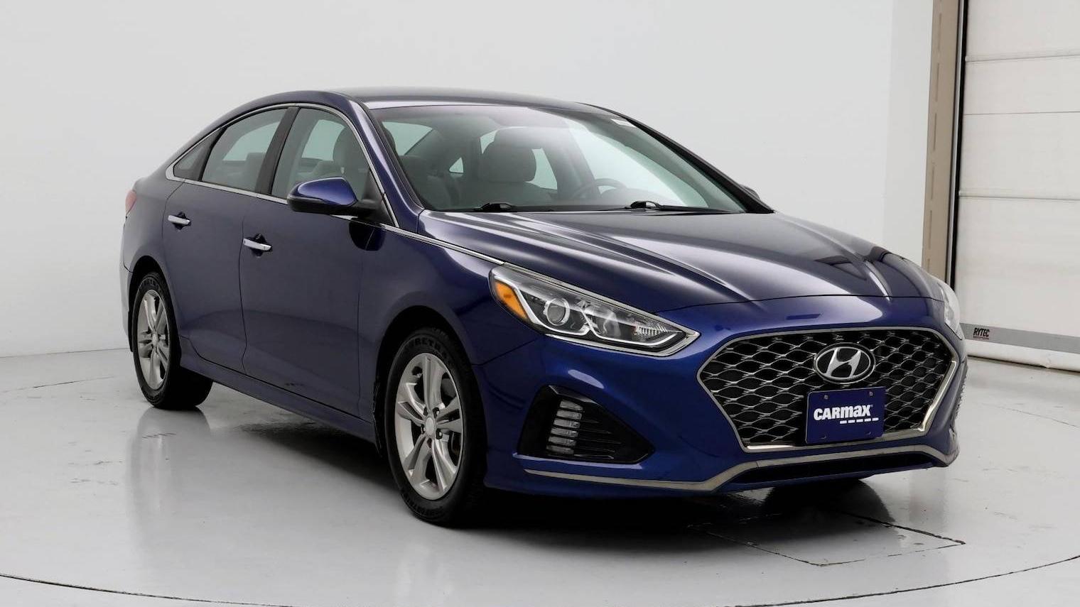 HYUNDAI SONATA 2019 5NPE34AF4KH814343 image