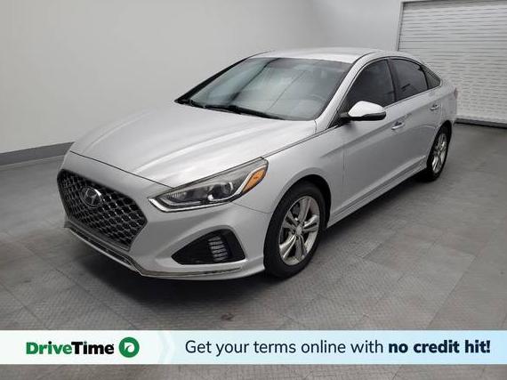 HYUNDAI SONATA 2019 5NPE34AF0KH820625 image