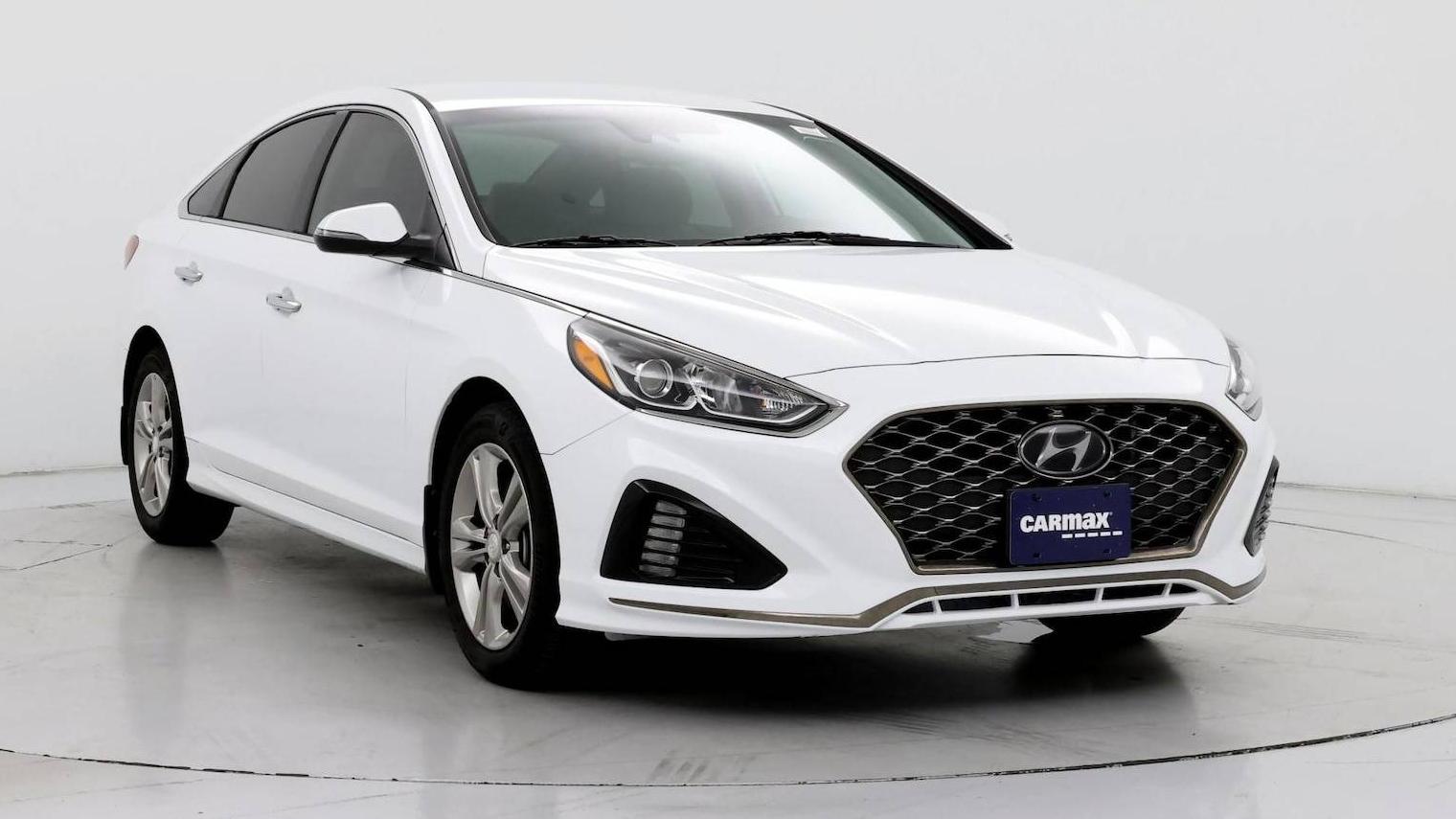 HYUNDAI SONATA 2019 5NPE34AF2KH806547 image