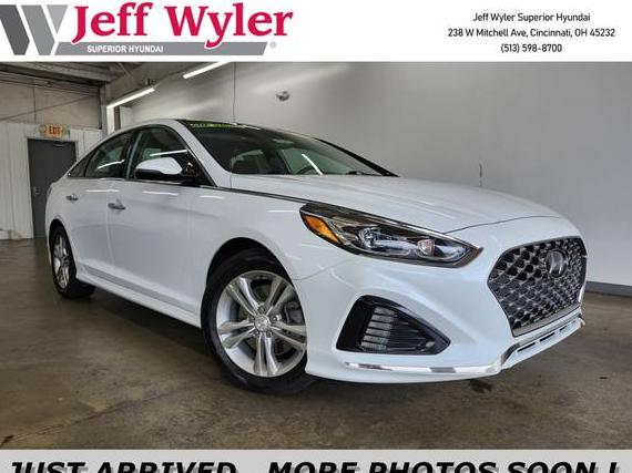 HYUNDAI SONATA 2019 5NPE34AF0KH767280 image