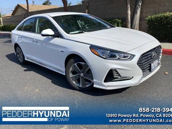 HYUNDAI SONATA 2019 KMHE54L20KA090769 image
