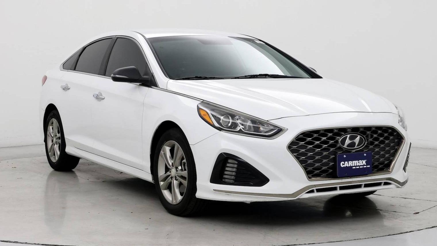 HYUNDAI SONATA 2019 5NPE34AF4KH778332 image