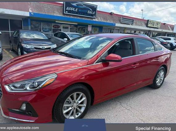 HYUNDAI SONATA 2019 5NPE24AF7KH799078 image