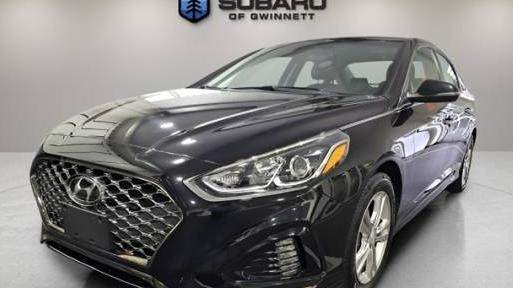 HYUNDAI SONATA 2019 5NPE34AF1KH821945 image