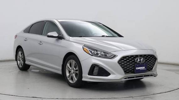 HYUNDAI SONATA 2019 5NPE34AF1KH798120 image
