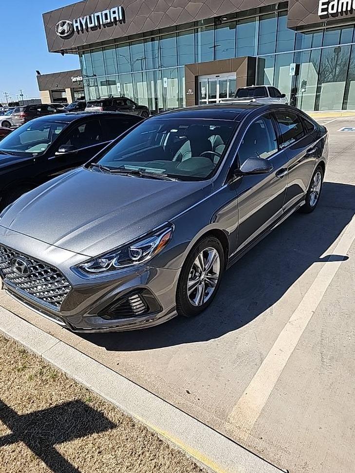 HYUNDAI SONATA 2019 5NPE34AF6KH779790 image