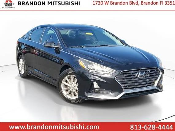 HYUNDAI SONATA 2019 5NPE24AF1KH760177 image