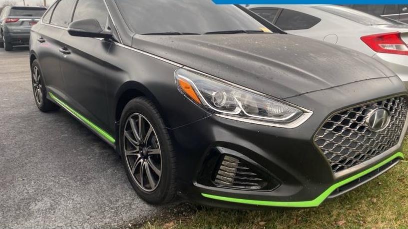 HYUNDAI SONATA 2019 5NPE34AF4KH750711 image