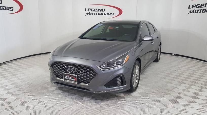HYUNDAI SONATA 2019 5NPE34AF0KH776819 image