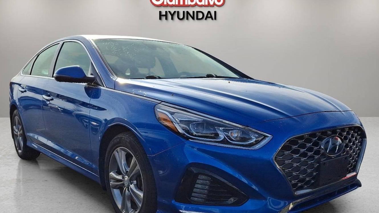 HYUNDAI SONATA 2019 5NPE34AF8KH736049 image