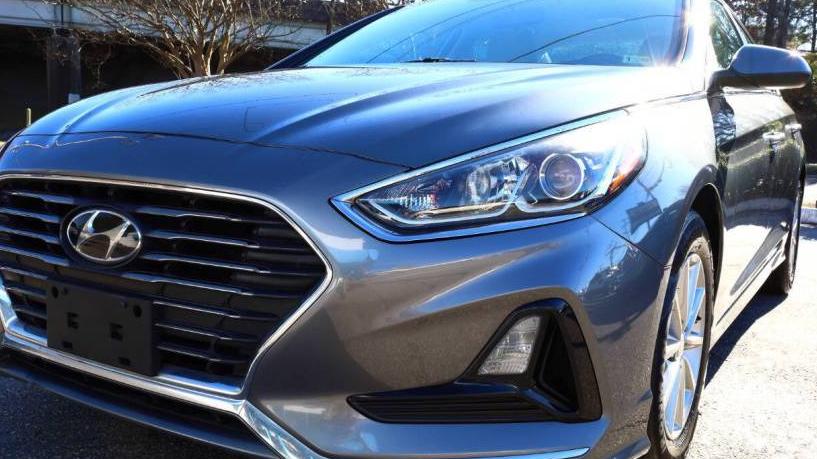 HYUNDAI SONATA 2018 5NPE24AA7JH719149 image