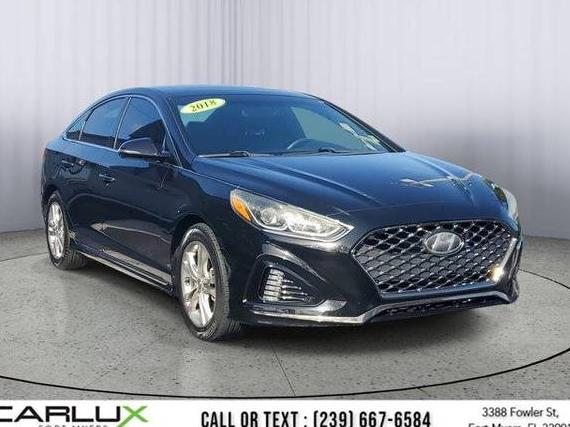 HYUNDAI SONATA 2018 5NPE34AF1JH657062 image