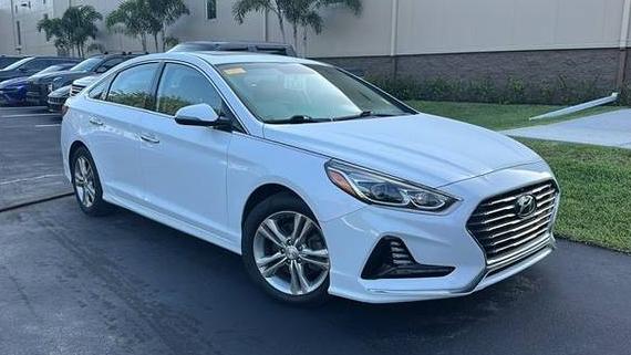 HYUNDAI SONATA 2018 5NPE34AF9JH647198 image