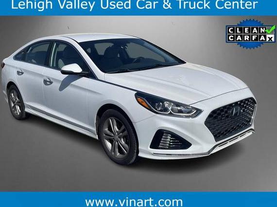 HYUNDAI SONATA 2018 5NPE34AF8JH727737 image