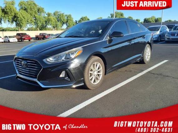 HYUNDAI SONATA 2018 5NPE24AF9JH680494 image