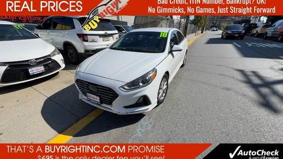 HYUNDAI SONATA 2018 5NPE24AF9JH659614 image