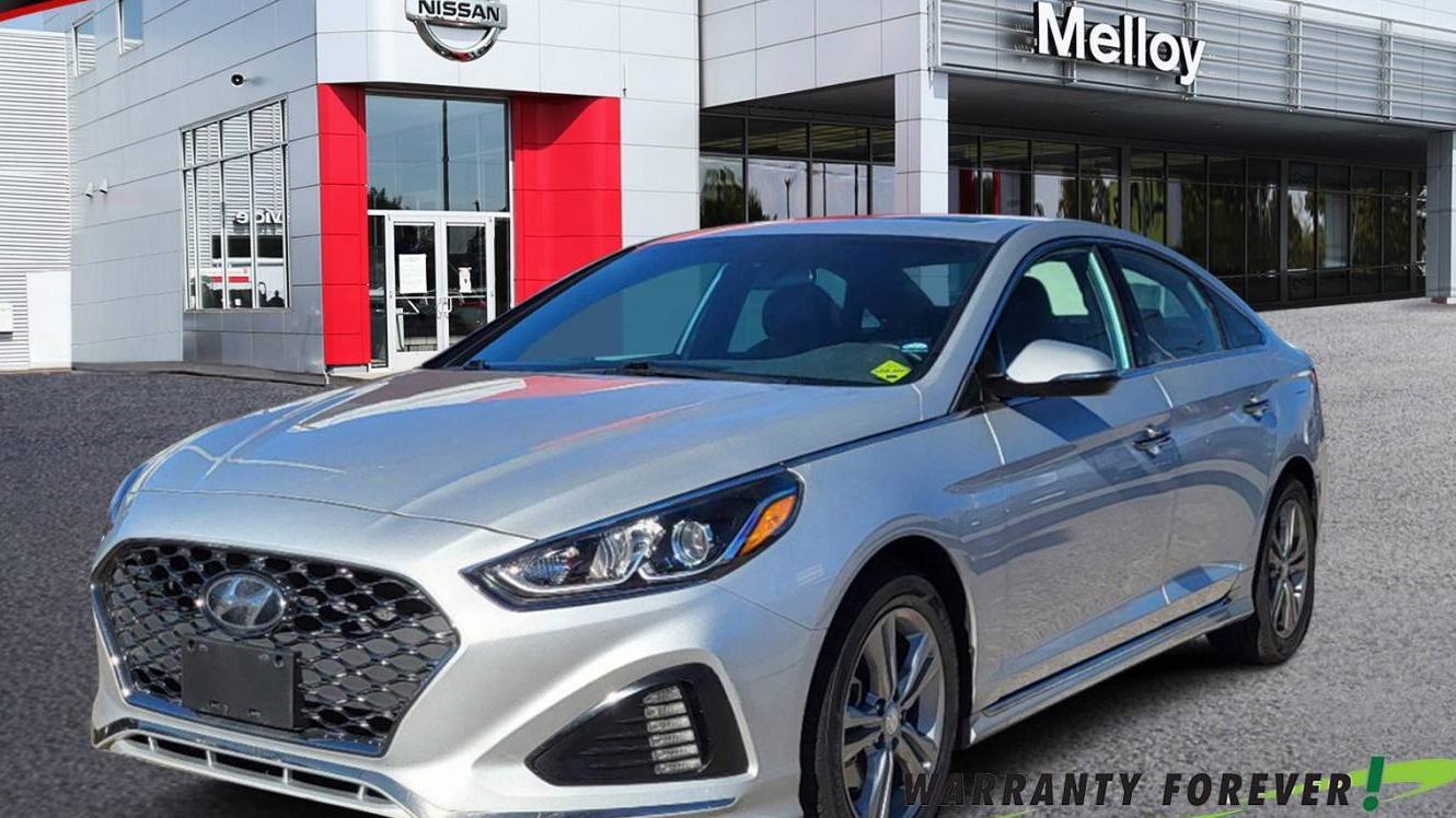 HYUNDAI SONATA 2018 5NPE34AF1JH676016 image