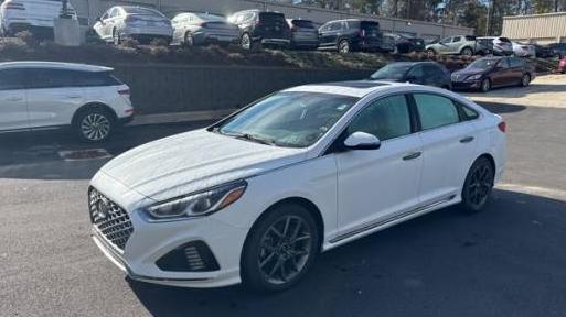 HYUNDAI SONATA 2018 5NPE34AB1JH673677 image