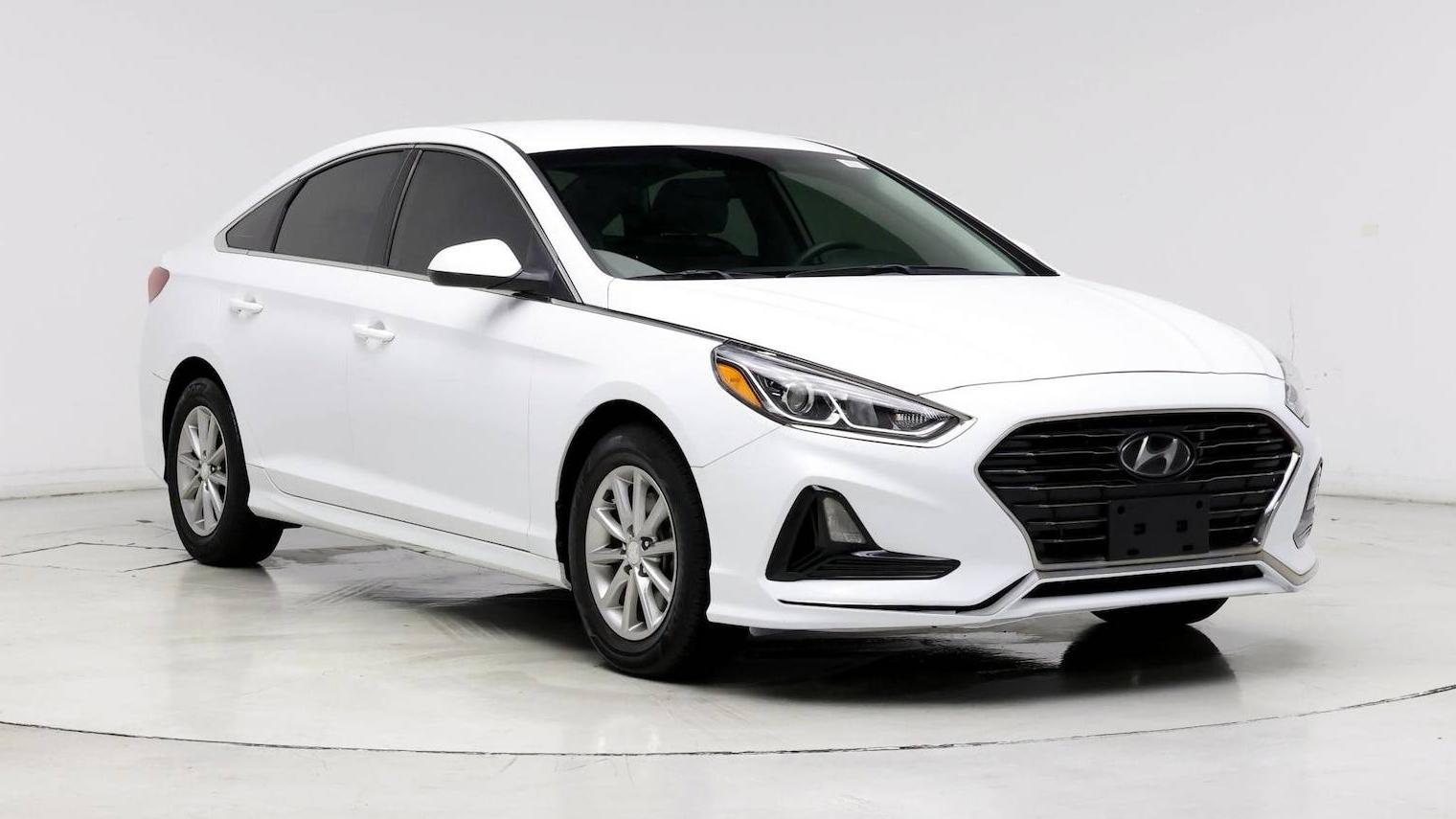 HYUNDAI SONATA 2018 5NPE24AF2JH608536 image