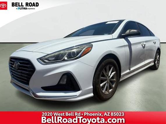 HYUNDAI SONATA 2018 5NPE24AF3JH615771 image