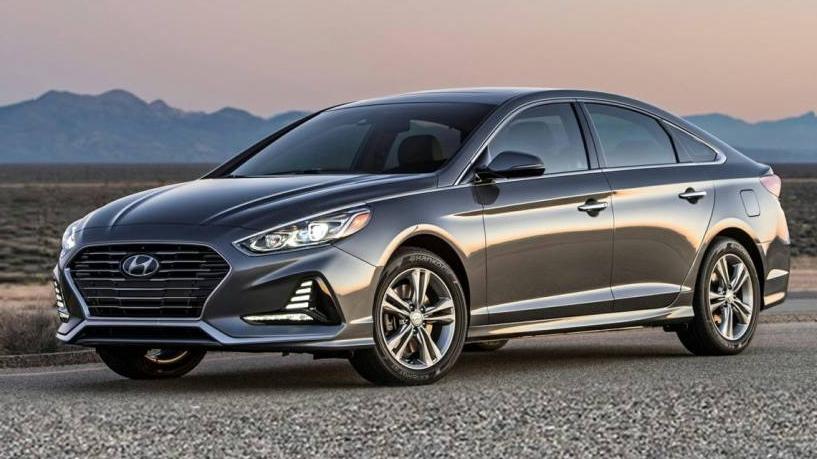 HYUNDAI SONATA 2018 5NPE34AFXJH709773 image