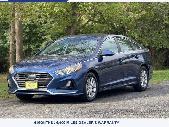 HYUNDAI SONATA 2018 5NPE24AF2JH640628 image