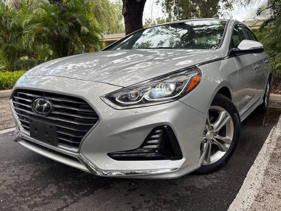 HYUNDAI SONATA 2018 5NPE34AF4JH635704 image