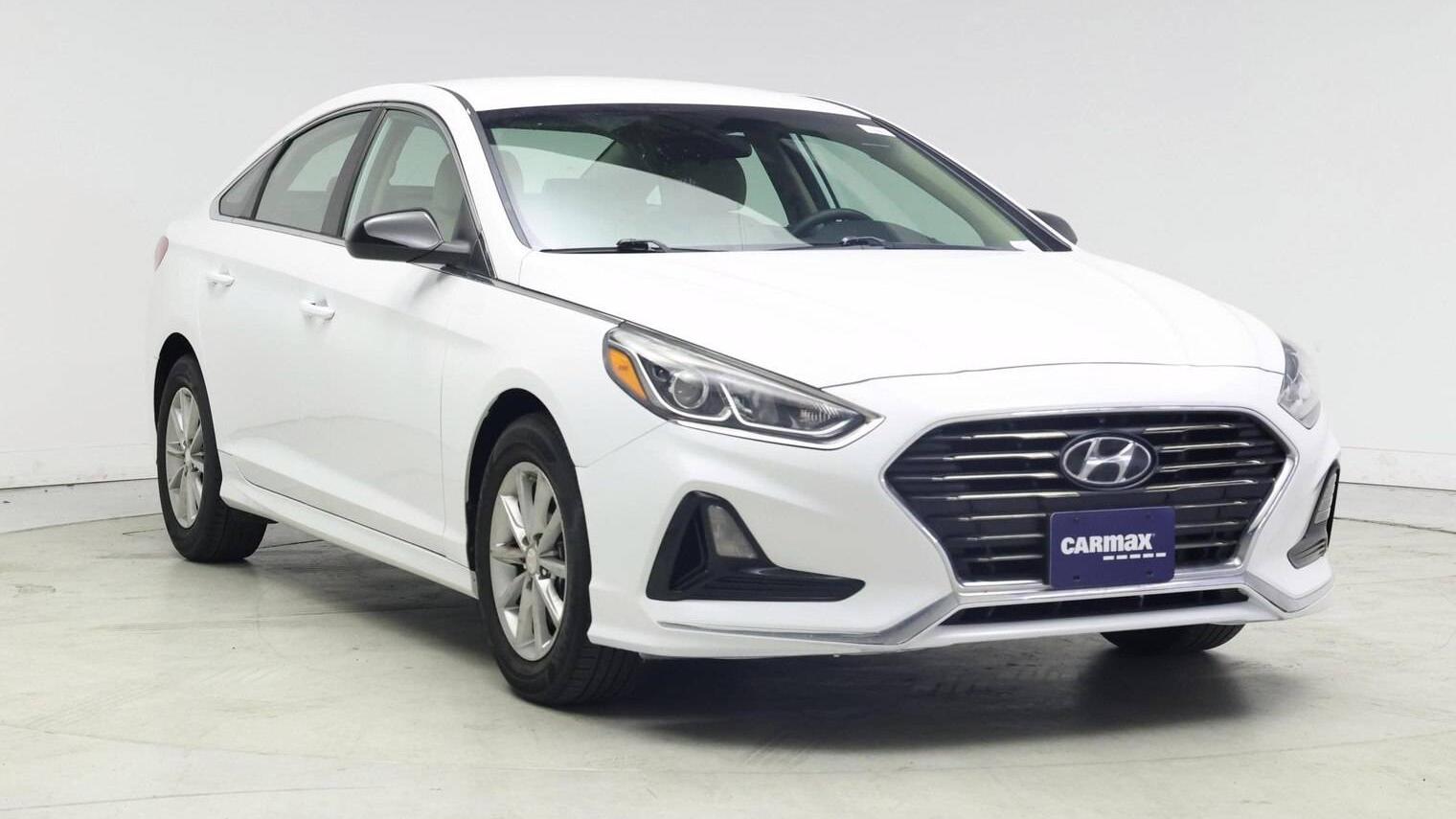 HYUNDAI SONATA 2018 5NPE24AF5JH654698 image