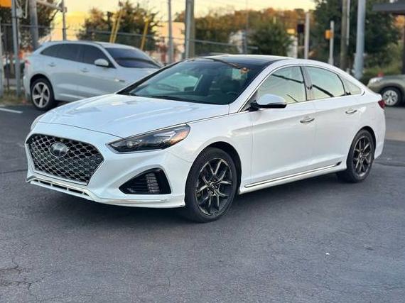 HYUNDAI SONATA 2018 5NPE34AB7JH701739 image