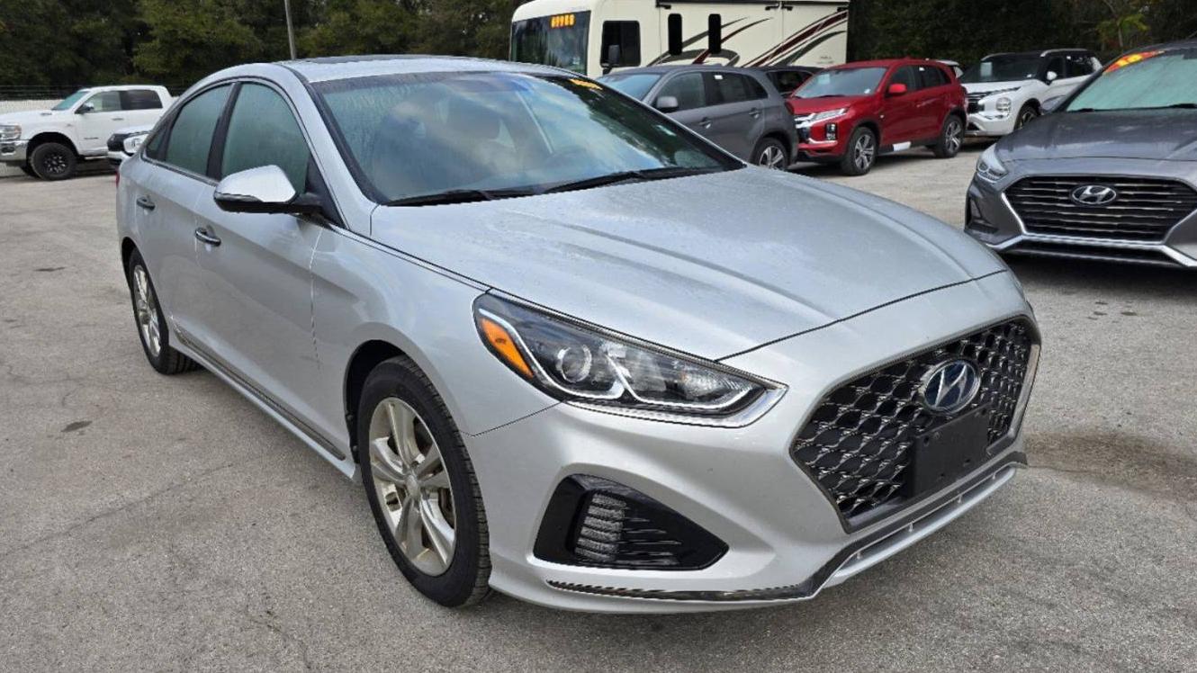 HYUNDAI SONATA 2018 5NPE34AF3JH632633 image