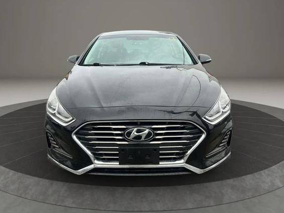 HYUNDAI SONATA 2018 5NPE34AFXJH660963 image